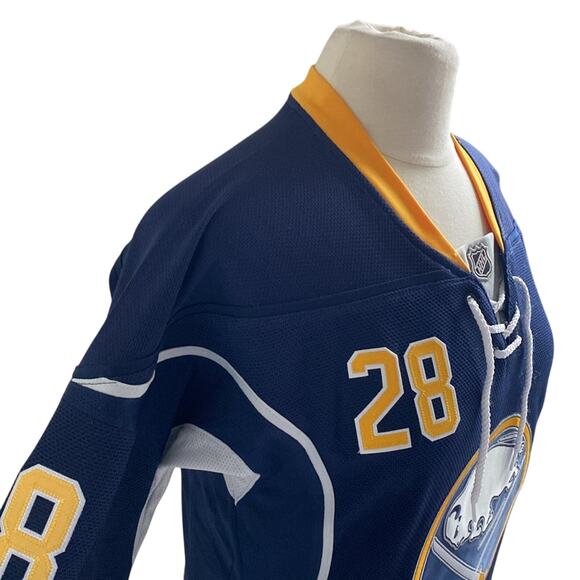 NHL BUFFALO SABERS Hockey Jersey Womens Sz Small Number 28 Zemgus Girgensons - Picture 2 of 14